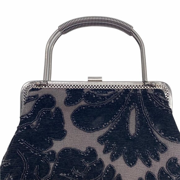 Vintage Shakeels Concepts Black Elegant Beaded Kiss lock shell shape bag - Picture 3 of 11